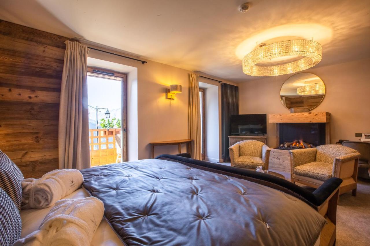 Hotel Le V De วูจานีย์ ภายนอก รูปภาพ