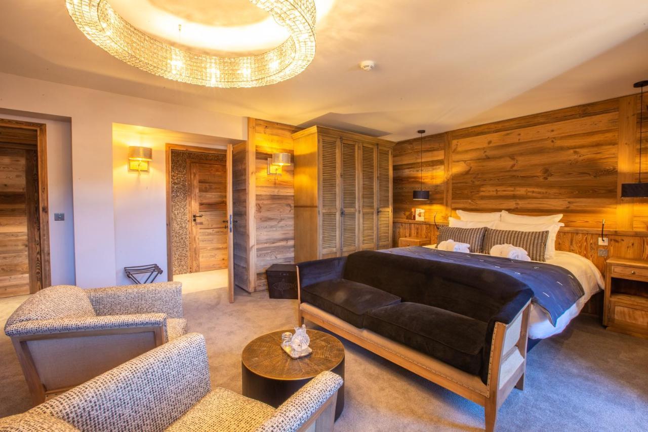 Hotel Le V De วูจานีย์ ภายนอก รูปภาพ