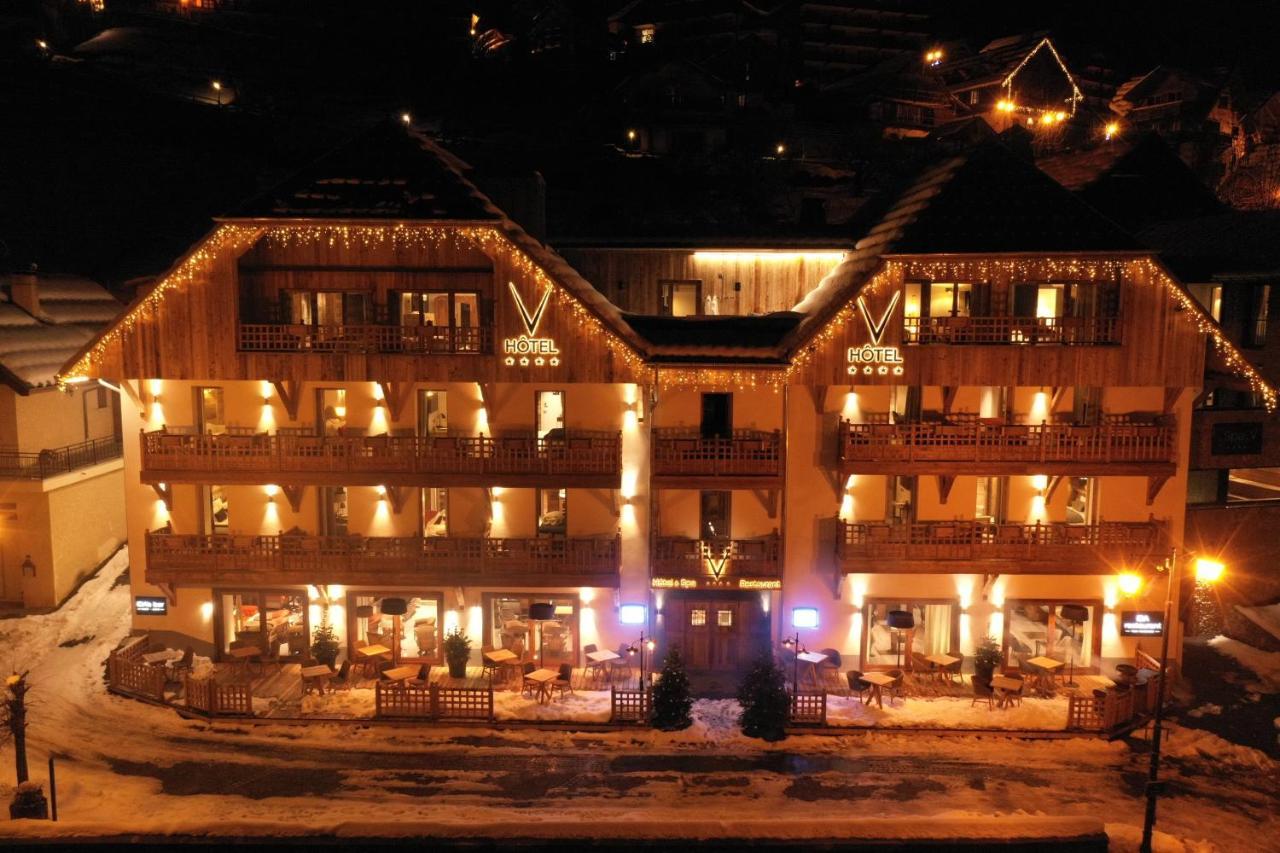 Hotel Le V De วูจานีย์ ภายนอก รูปภาพ