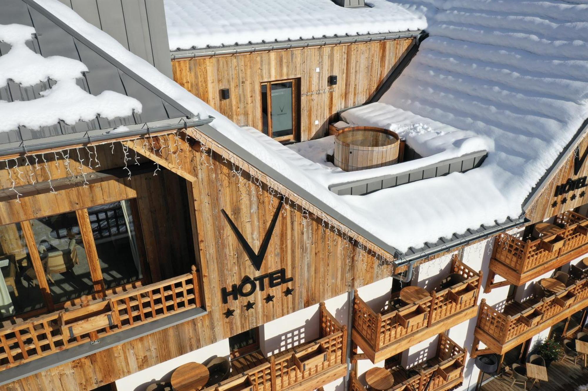 Hotel Le V De วูจานีย์ ภายนอก รูปภาพ